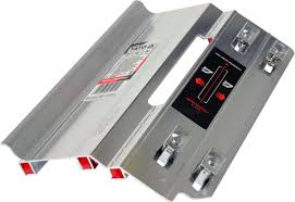 Приставка за рязане на плочки под 45 градуса.